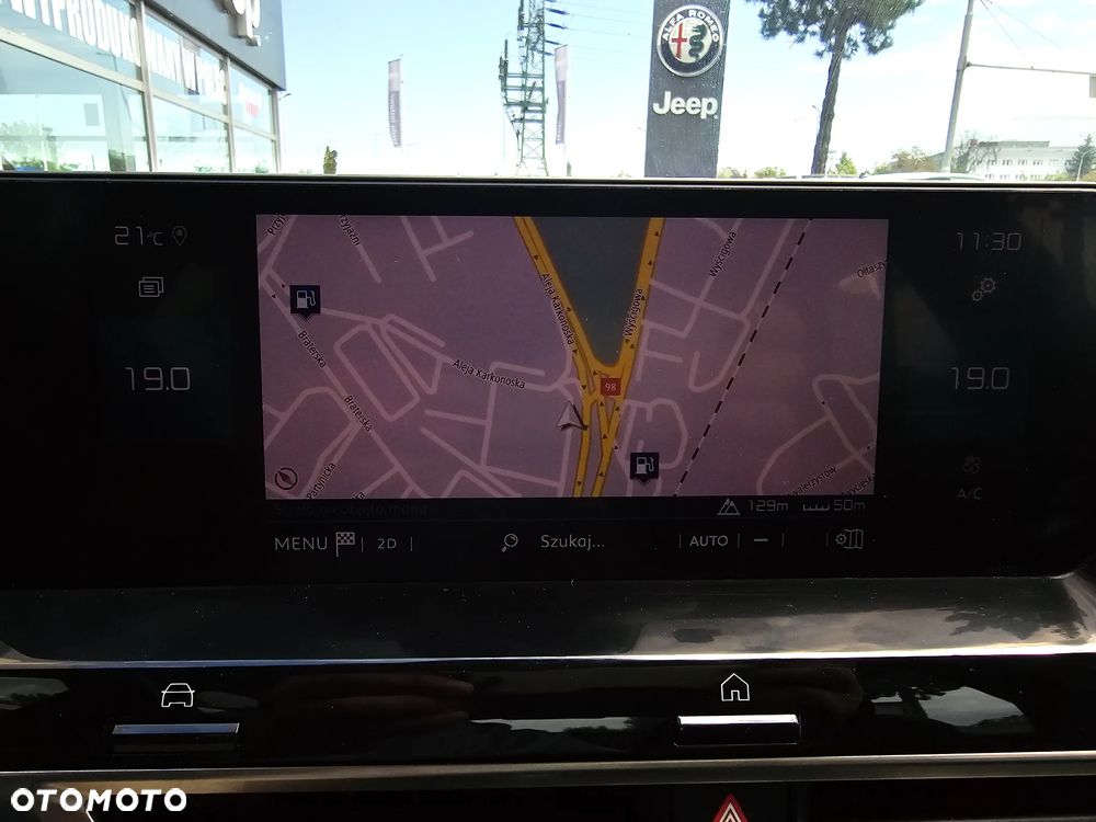 Citroën C4 BlueHDi 130 Stop&Start EAT8 SHINE - 27