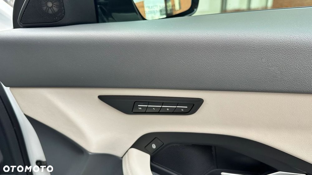 Jaguar E-Pace 2.0 i4P AWD SE - 10
