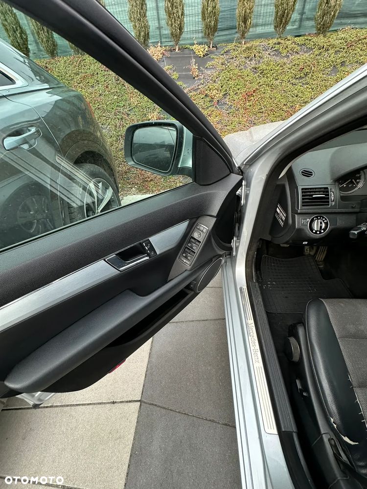 Mercedes-Benz Klasa C 200 CDI Avantgarde - 8