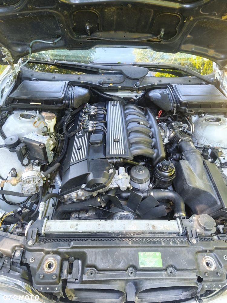 BMW Seria 5 - 8