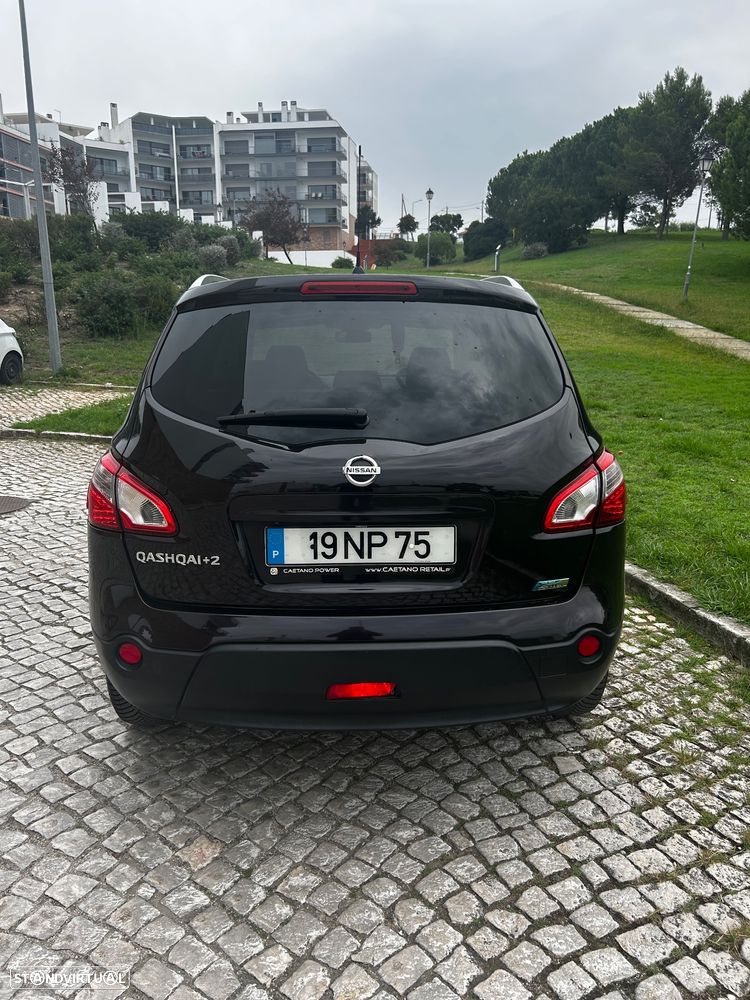Nissan Qashqai +2 1.6 dCi Tekna Premium 18 360 - 5