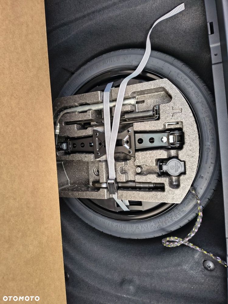 Skoda Superb 2.0 TDI SCR 4x4 L&K DSG - 15