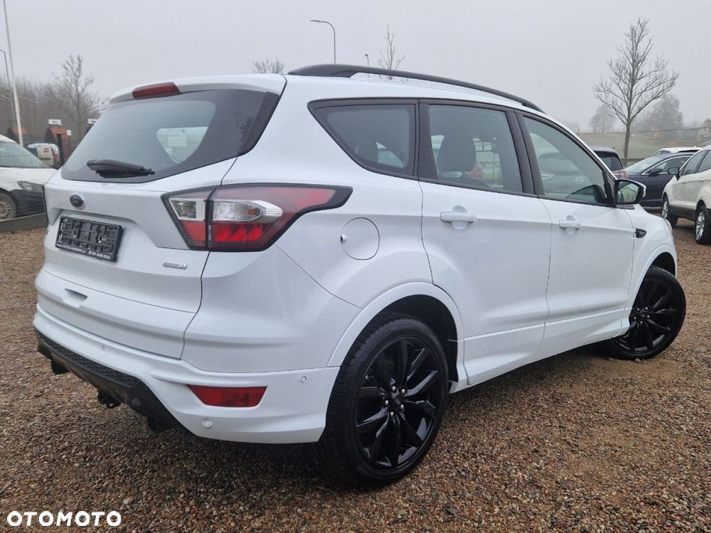 Ford Kuga 1.5 EcoBoost 2x4 ST-Line - 2