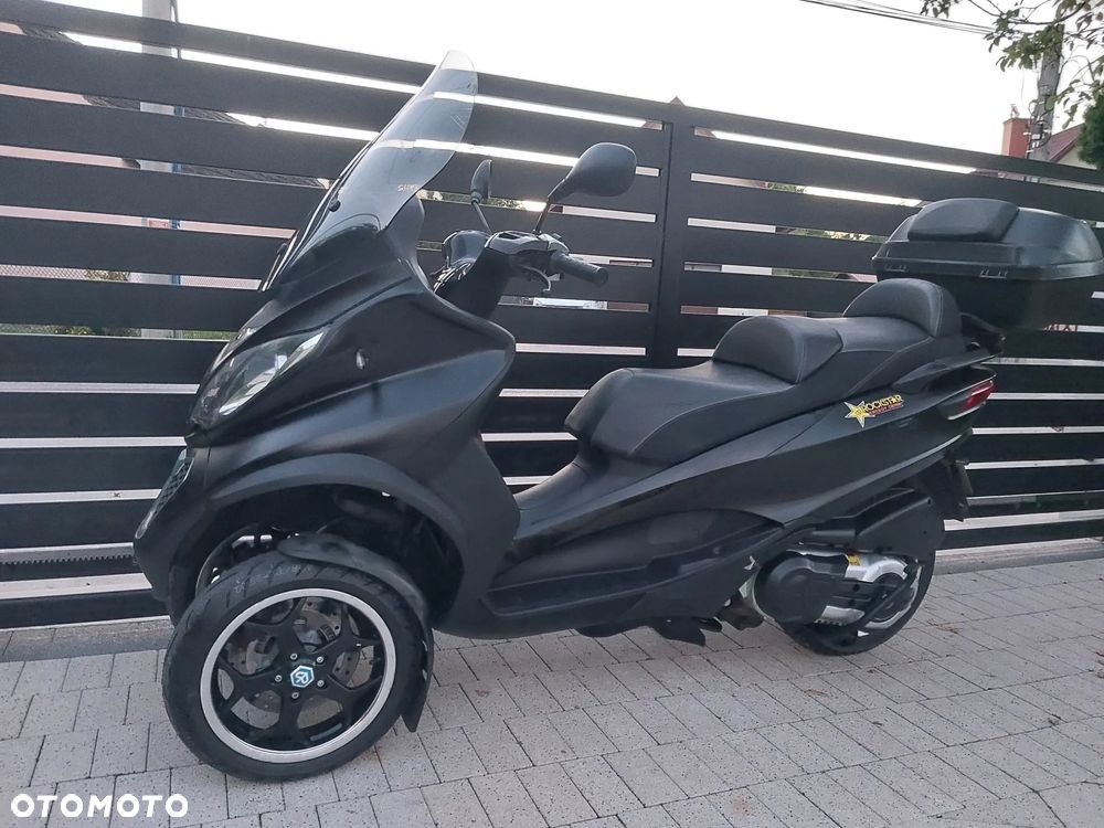 Piaggio MP-3 - 3