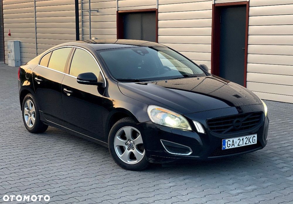 Volvo S60 - 2