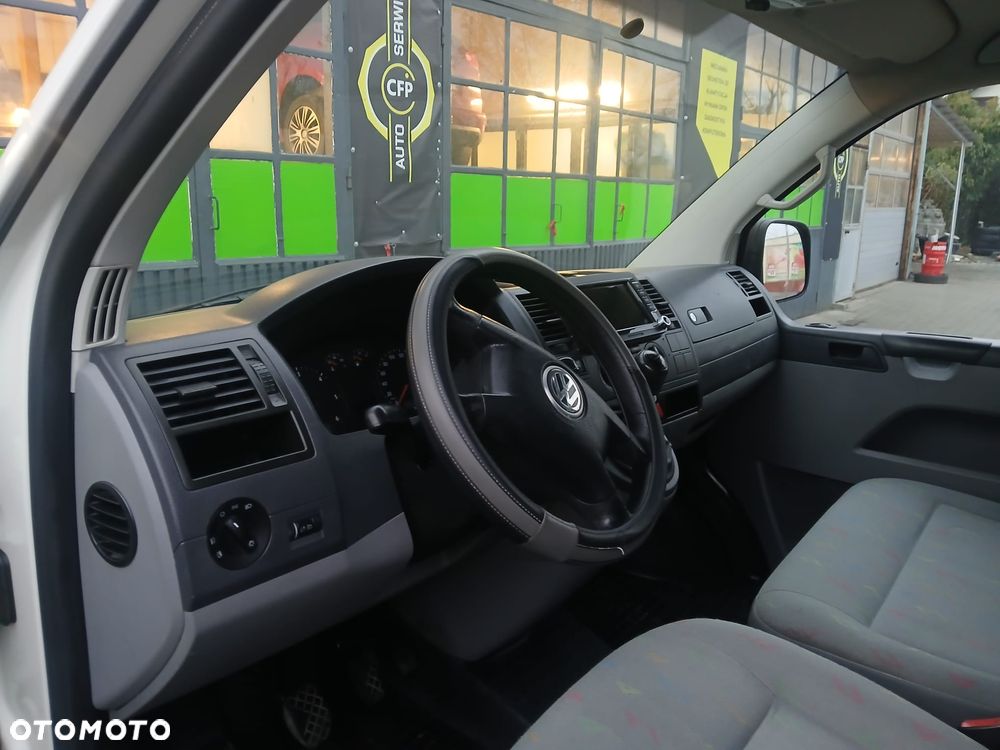 Volkswagen Transporter - 7