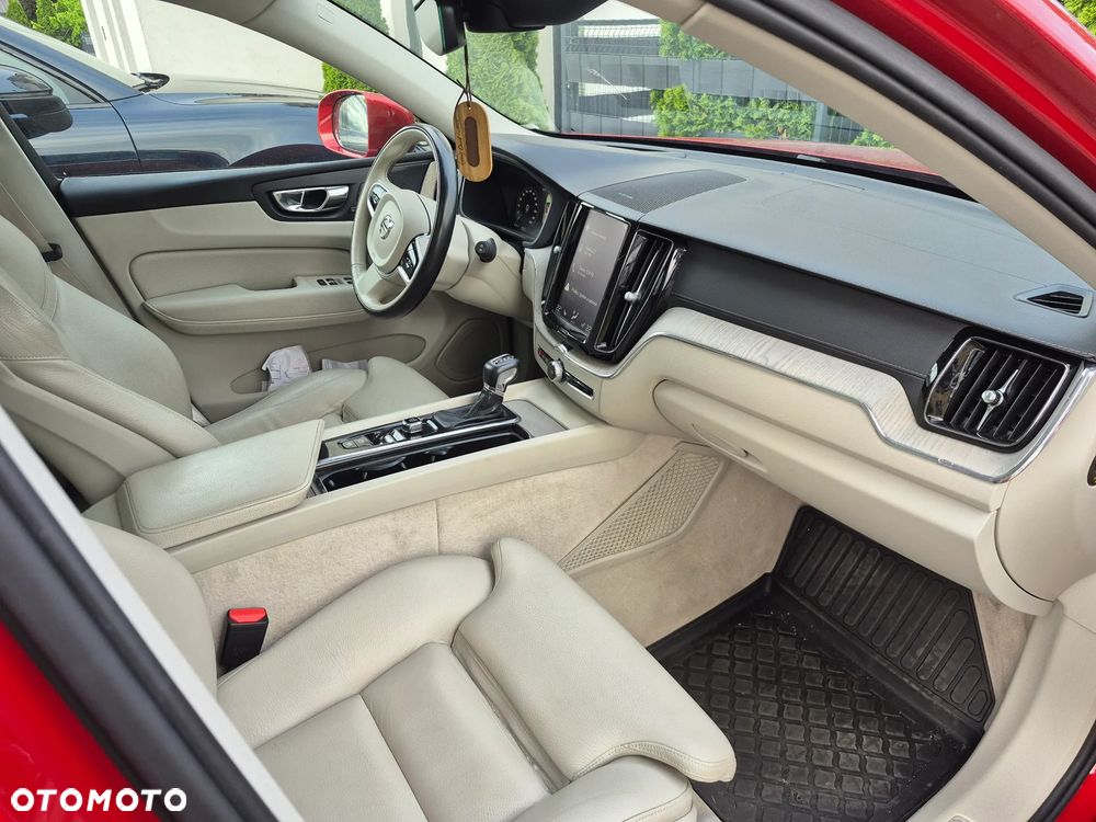 Volvo XC 60 T5 GPF AWD Inscription - 36