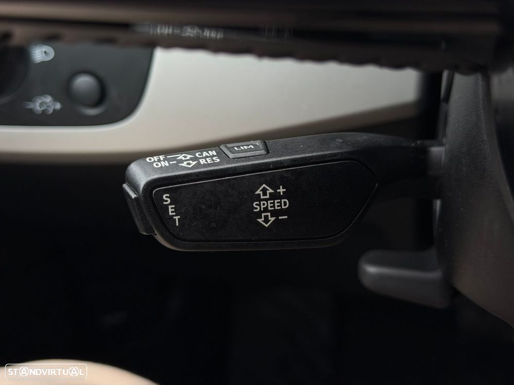 Audi A4 Avant 35 TDI Advanced S tronic - 24