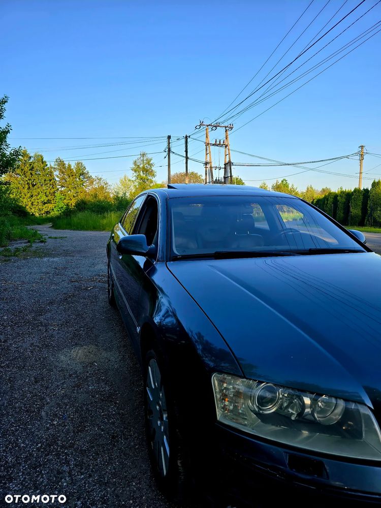 Audi A8 4.2 Quattro - 16