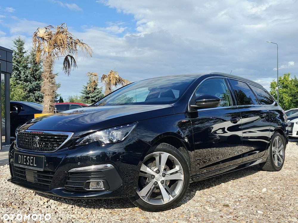 Peugeot 308 - 8