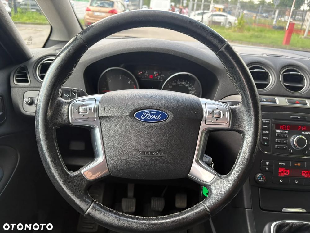Ford S-Max 2.0 TDCi DPF Titanium - 12