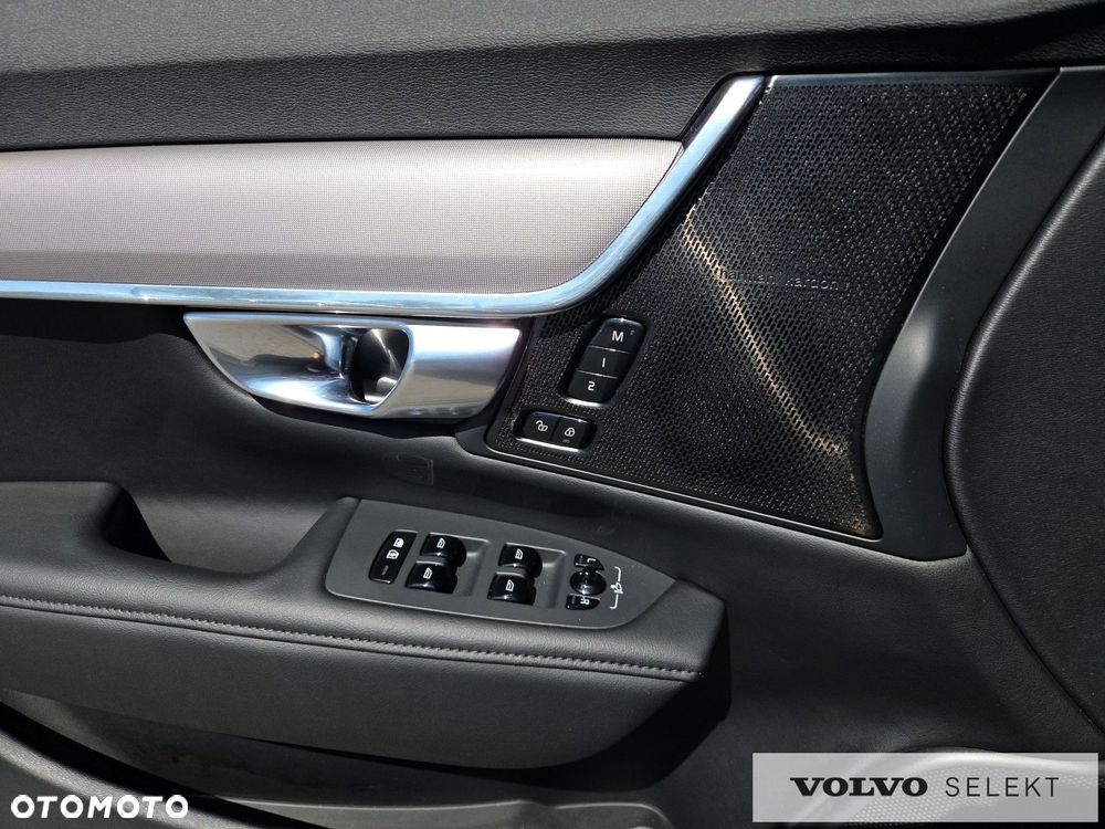 Volvo V90 T6 AWD Plus Dark - 23