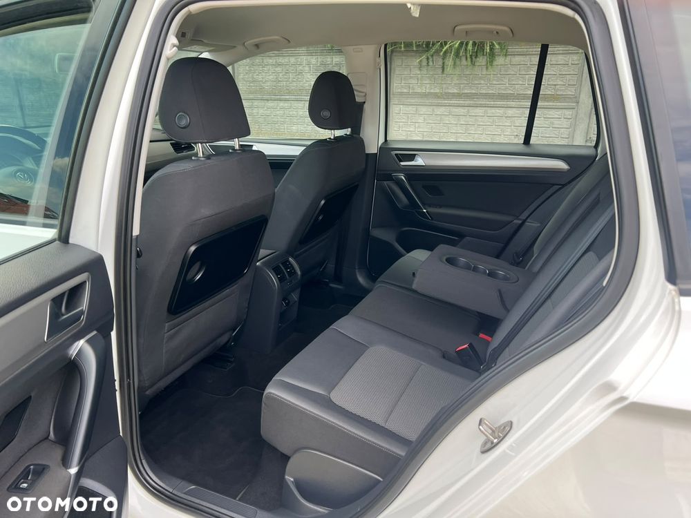 Volkswagen Golf Sportsvan 1.6 TDI BlueMotion Technology Comfortline - 24