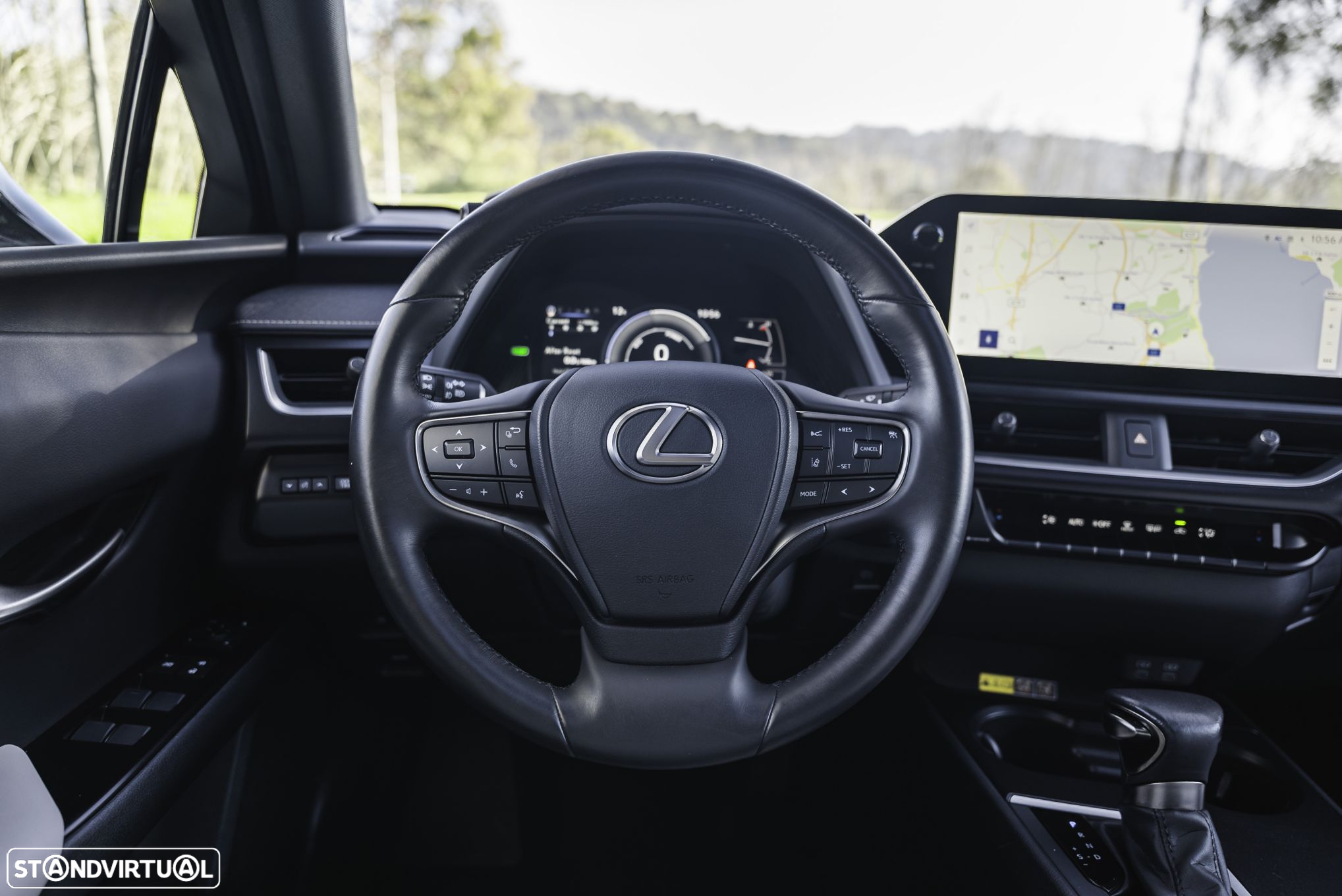 Lexus UX 250h Sport (Ecrã 12.3) - 9