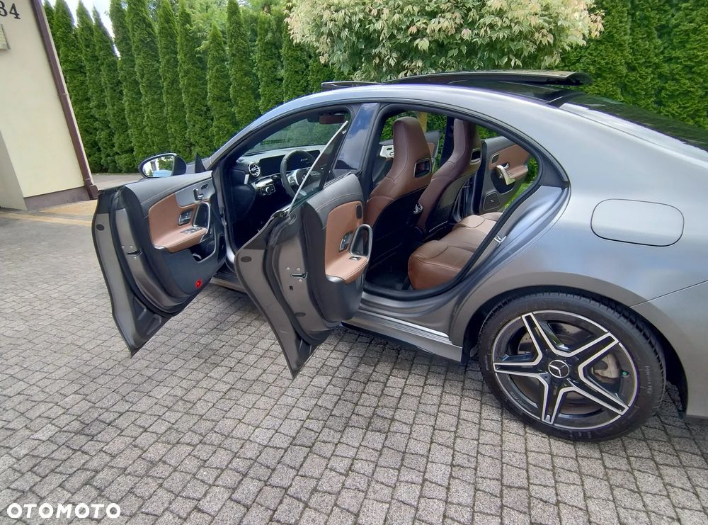 Mercedes-Benz CLA AMG 35 4-Matic 7G-DCT - 4