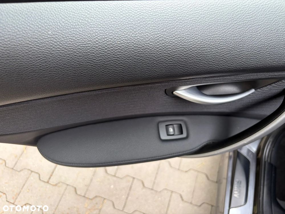 BMW Seria 1 116i - 20