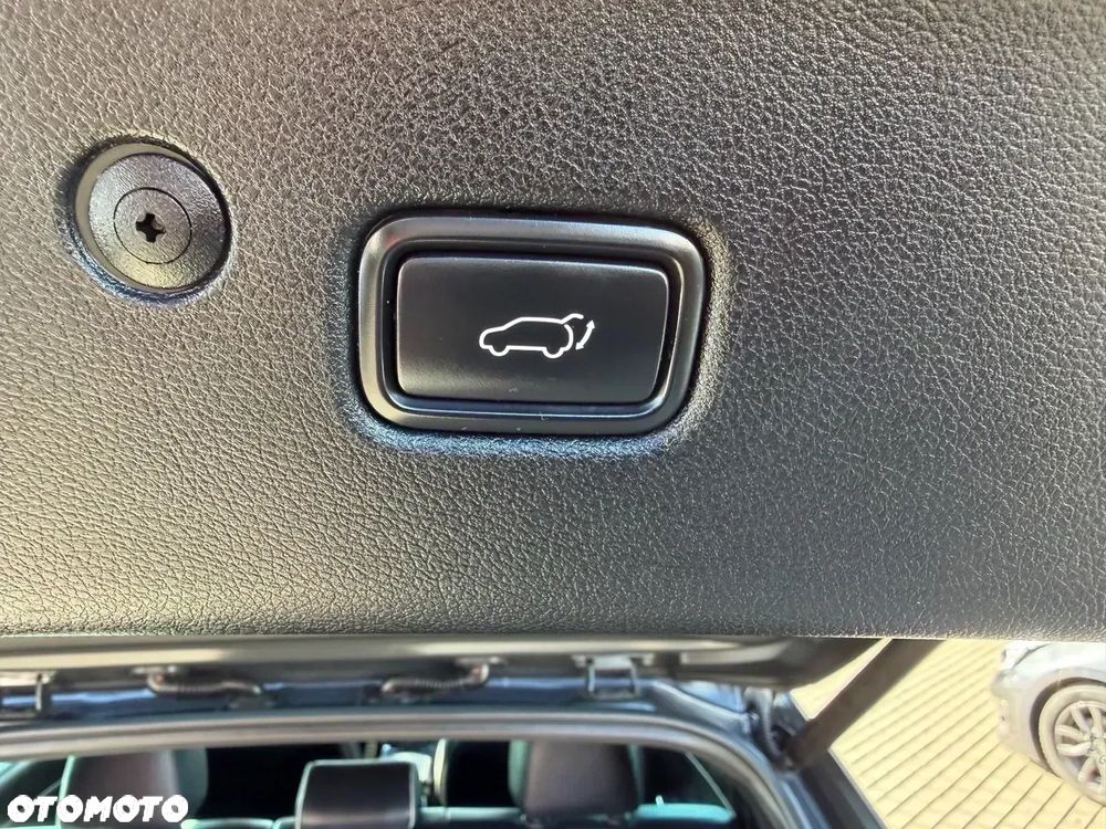 Kia Sportage 2,0 CRDI AWD GT Line - 28