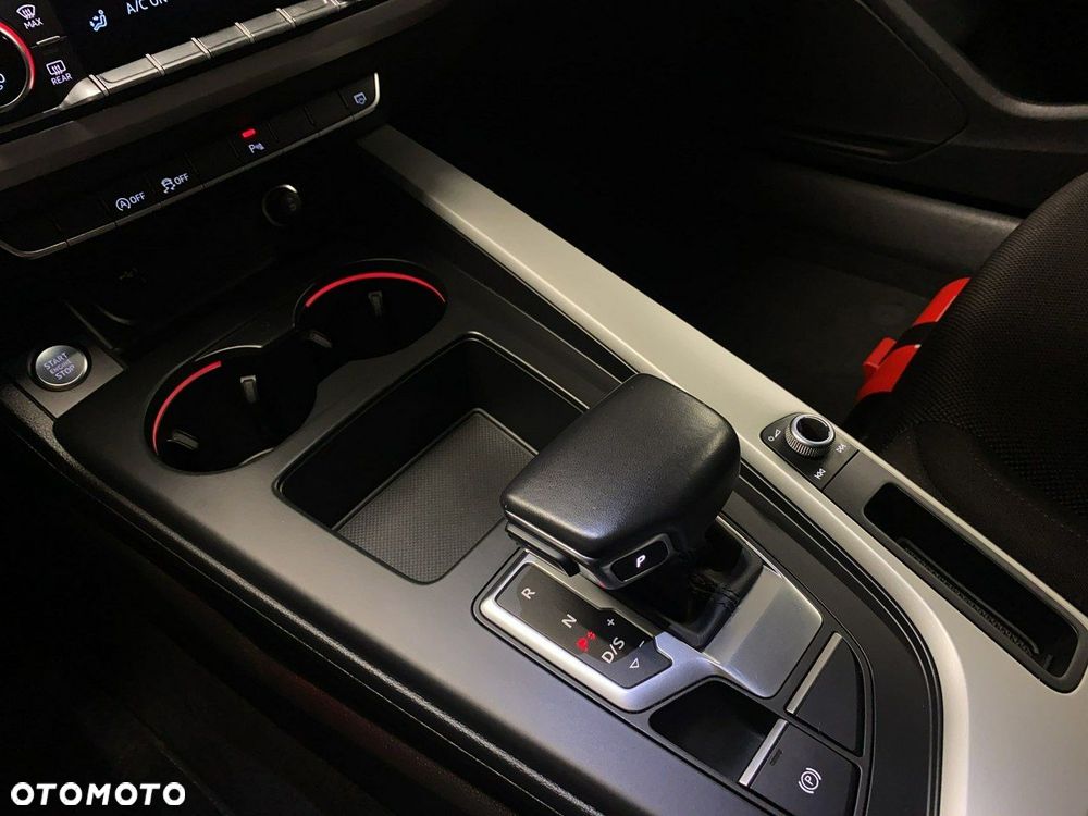 Audi A4 Limousine - 34