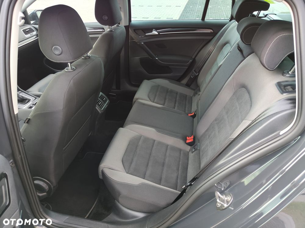 Volkswagen Golf 2.0 TDI BMT Highline DSG - 11