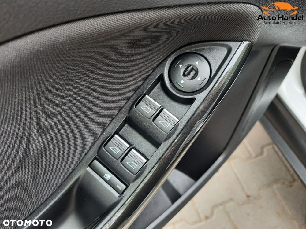 Ford Focus 2.0 TDCi Titanium ASS - 32
