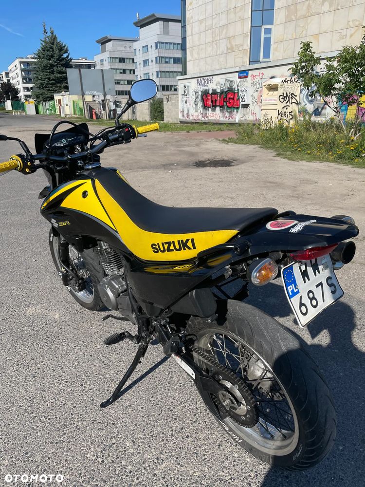 Suzuki DR - 7