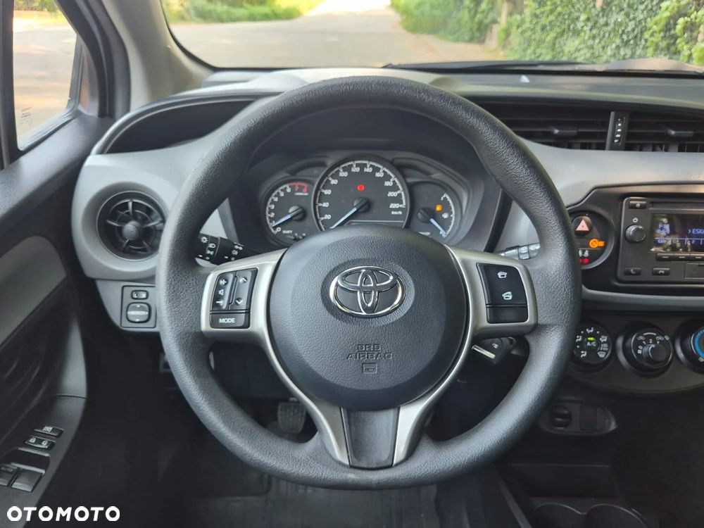 Toyota Yaris 1.5 Active - 8