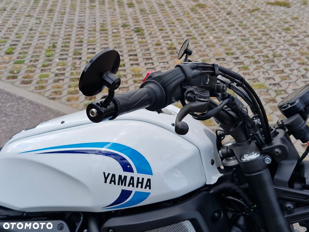 Yamaha XSR - 16