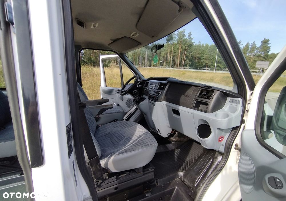 Ford Transit - 7