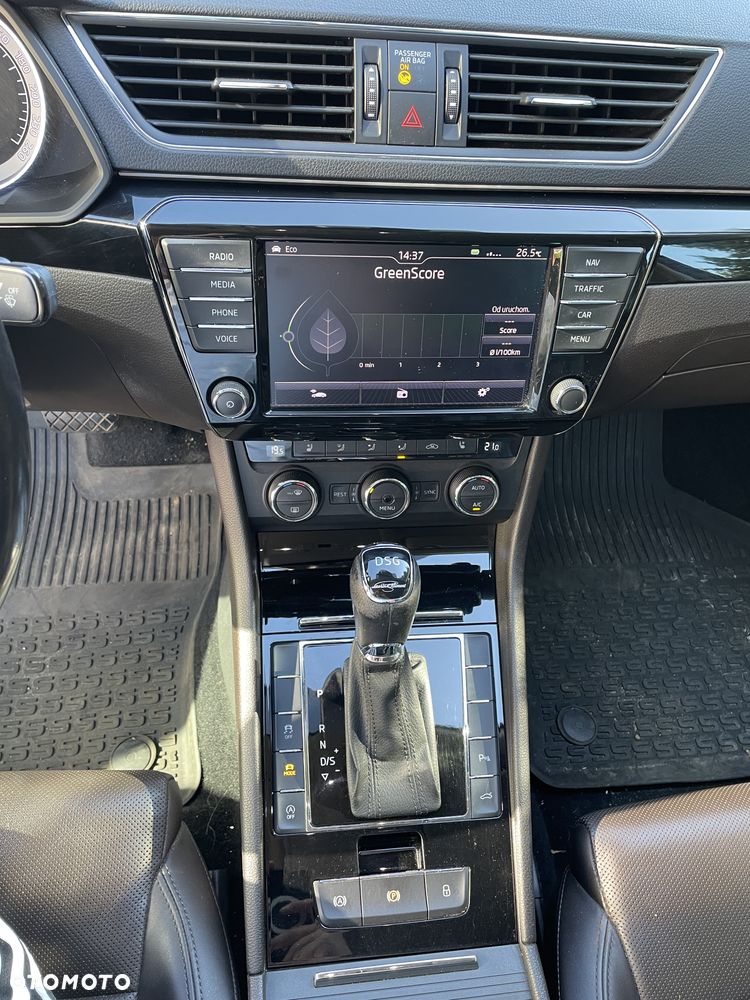 Skoda Superb 2.0 TDI L&K DSG - 6