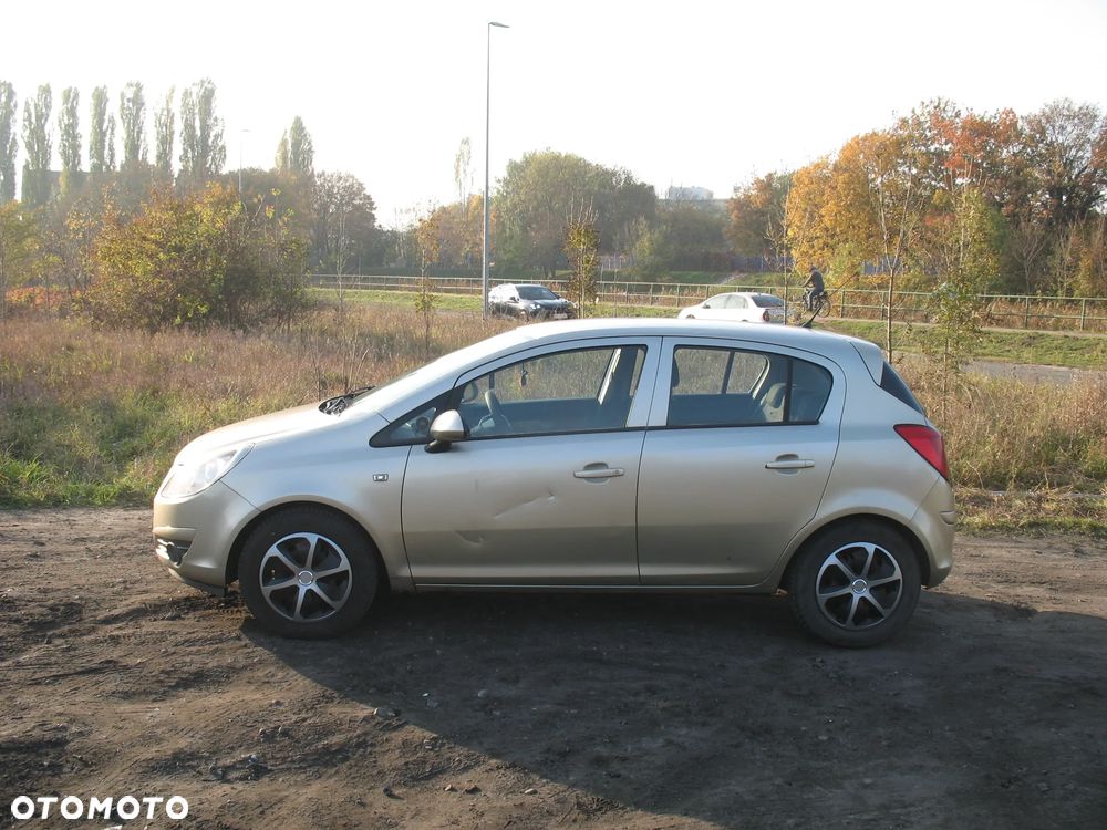 Opel Corsa - 2