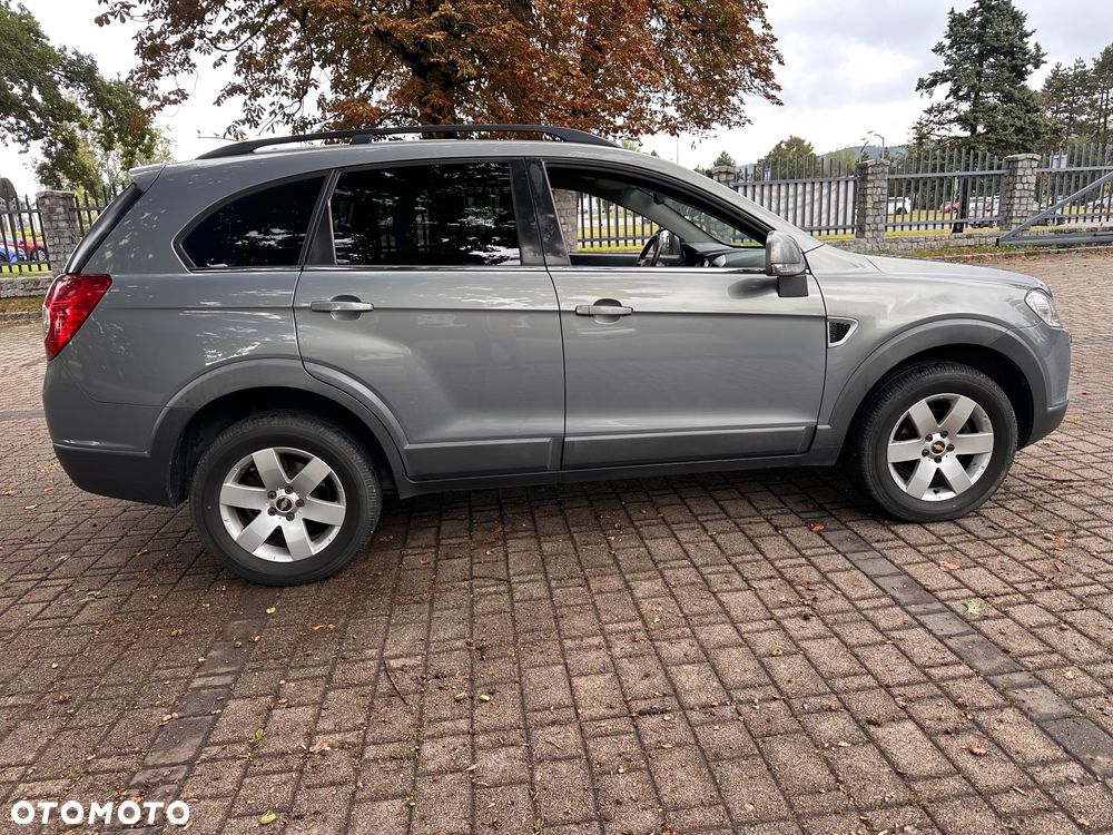 Chevrolet Captiva 2.0 4WD 7 Sitzer Automatik LT Exclusive - 38