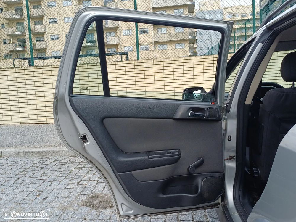 Opel Astra Caravan 1.4 Elegance - 31