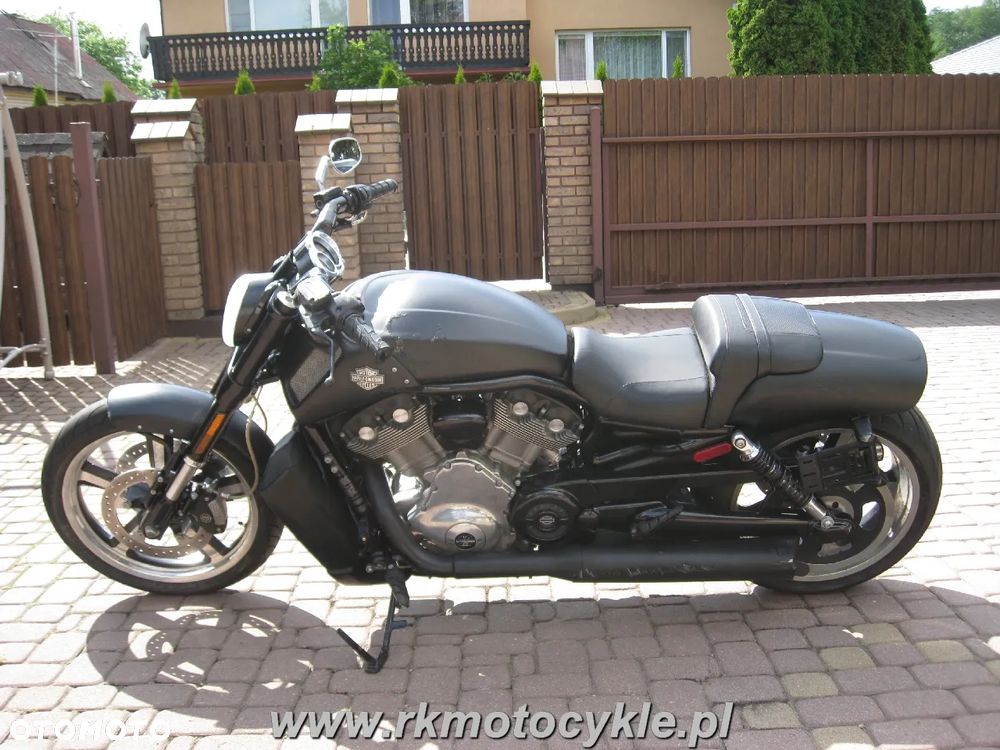 Harley-Davidson V-Rod Muscle - 6