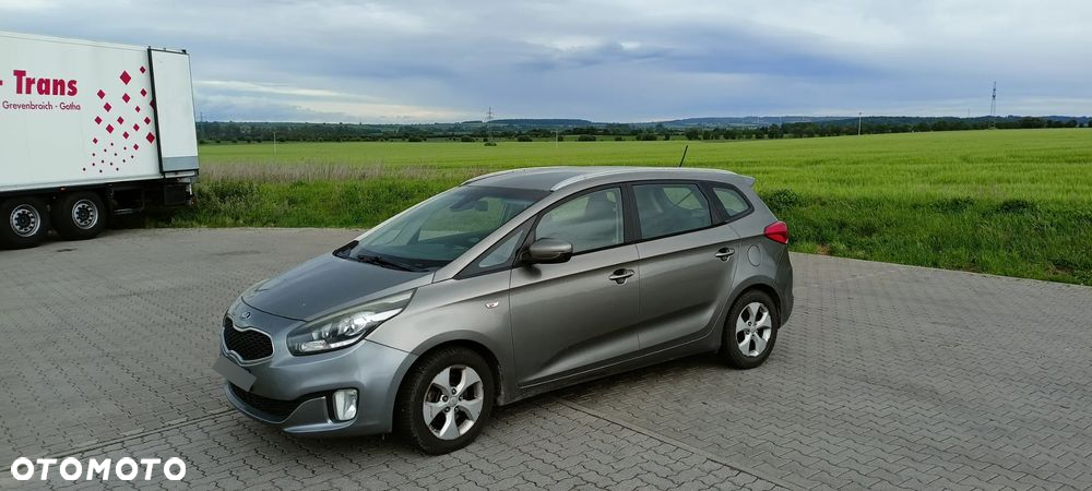Kia Carens 1.7 CRDi M - 3