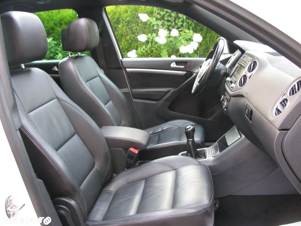 Volkswagen Tiguan 1.4 TSI Perfectline R-Style - 18