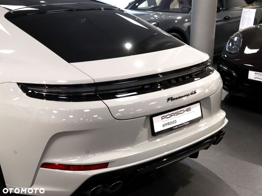 Porsche Panamera 4S E-Hybrid PHEV - 37