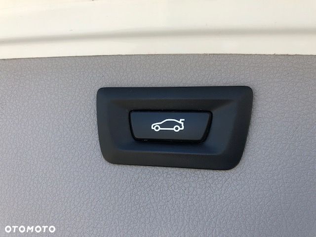 BMW-ALPINA D3 Biturbo Switch-Tronic - 15