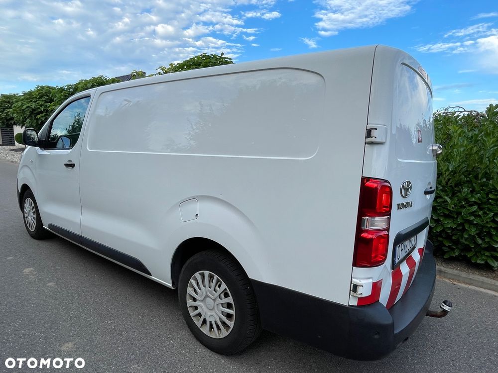 Toyota proace - 4
