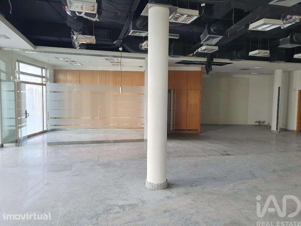 Loja / Estabelecimento Comercial em Samora Correia de 220,00 m2 - Grande imagem: 3/9