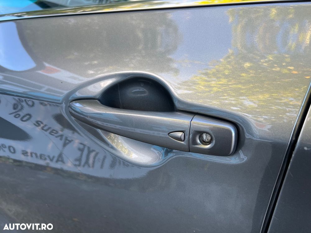 Nissan Qashqai 1.6 DIG-T N-Connecta - 25