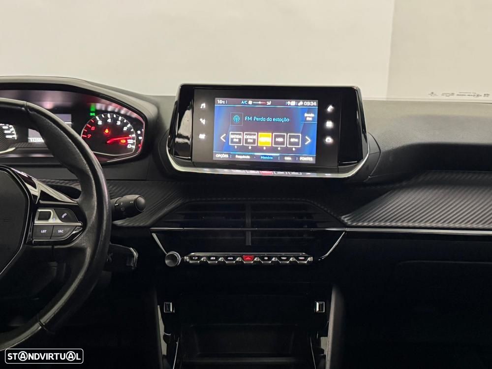 Peugeot 2008 1.2 PureTech Active Pack - 29