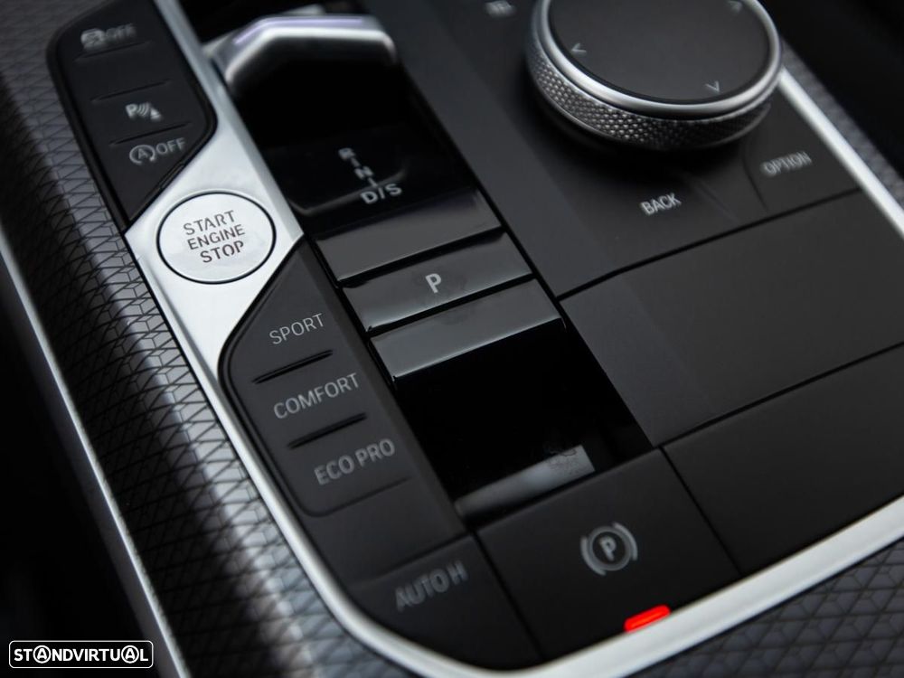 BMW 330 i xDrive Aut. - 20