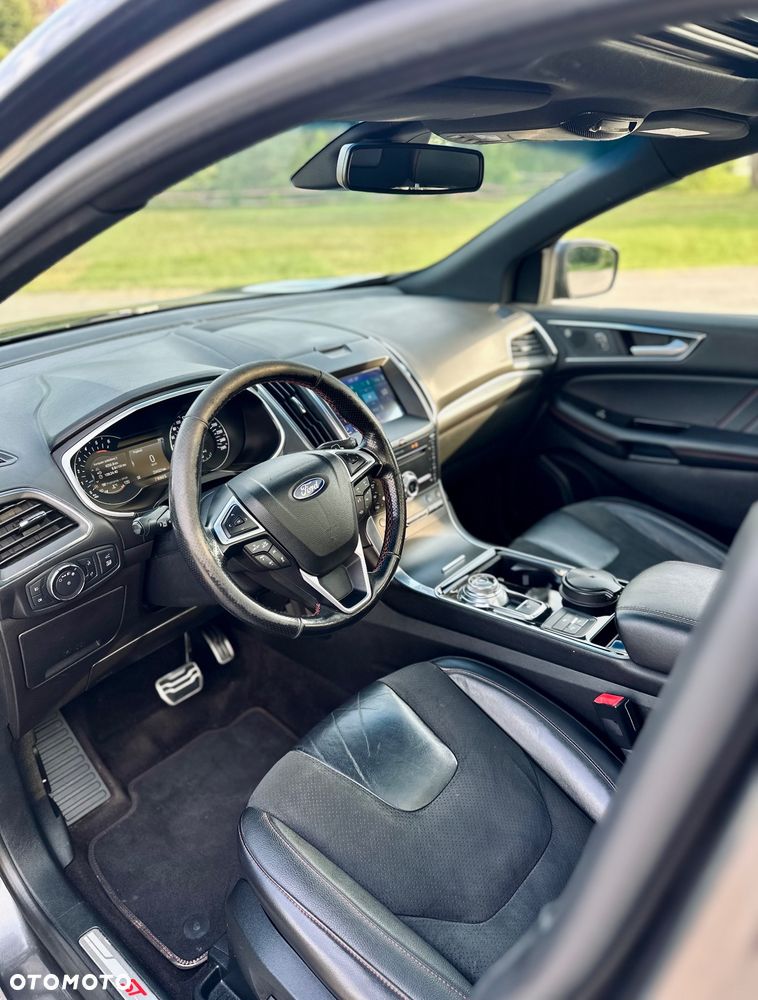 Ford Edge 2.0 EcoBlue Bi-Turbo 4x4 ST-LINE - 29