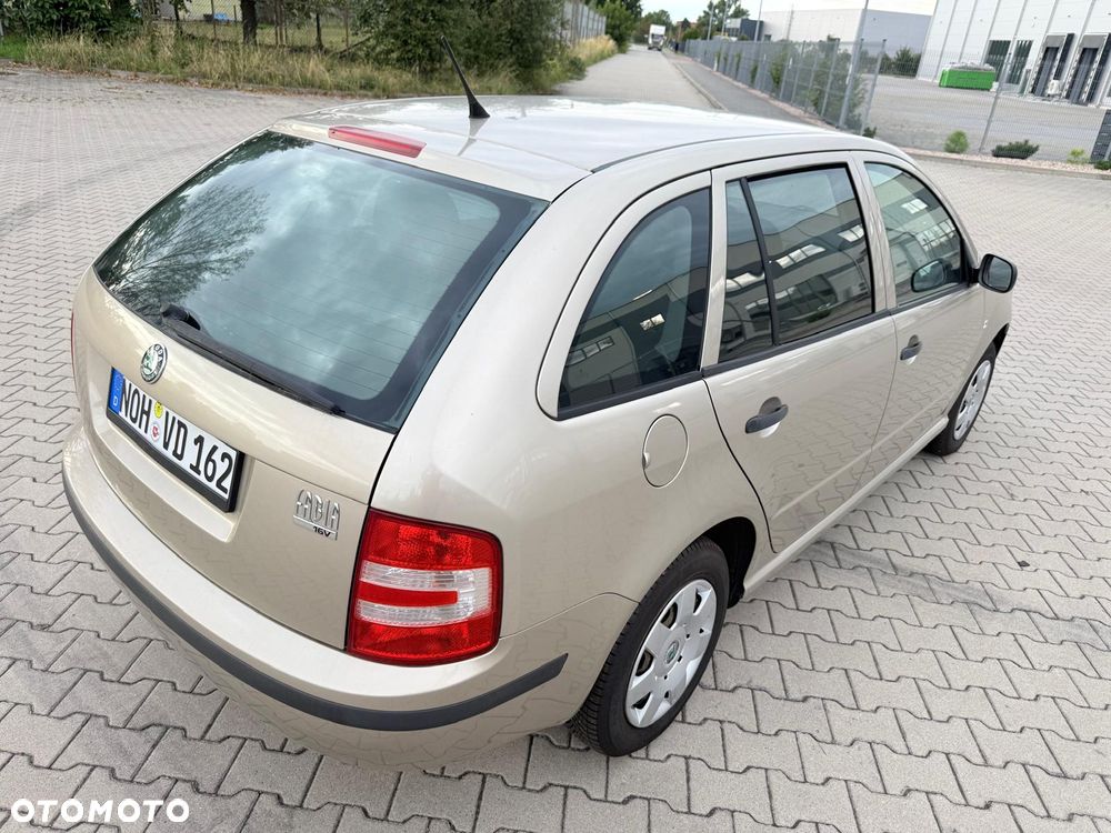 Skoda Fabia 1.4 16V Combi Comfort - 12