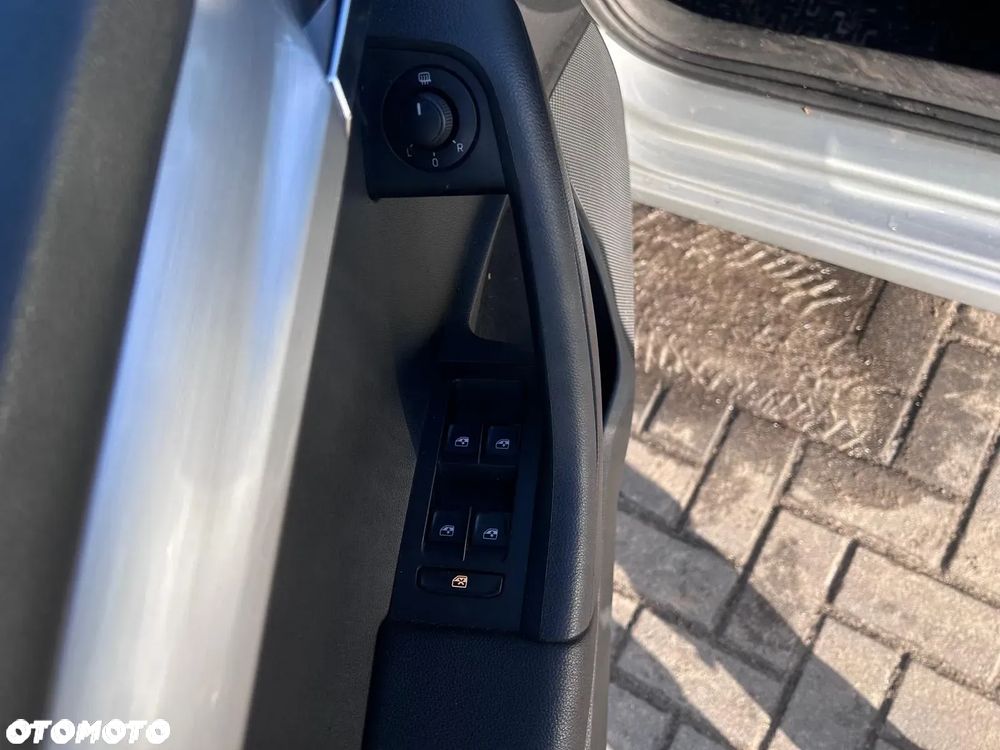 Skoda Octavia 2.0 TDI Style - 8