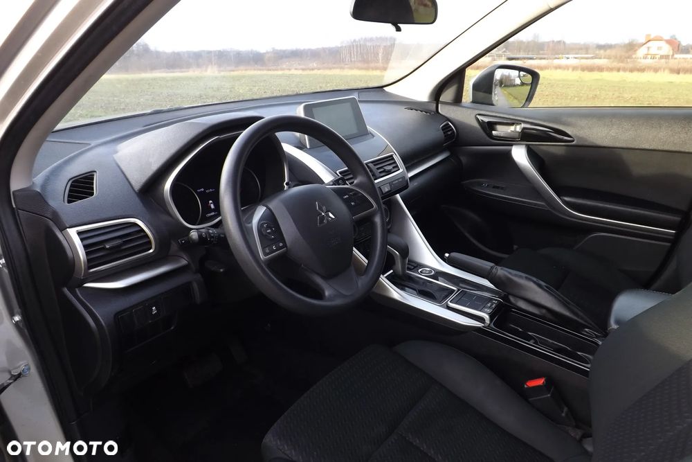 Mitsubishi Eclipse Cross 1.5 T-MIVEC (ClearTec) CVT 4WD Plus - 16