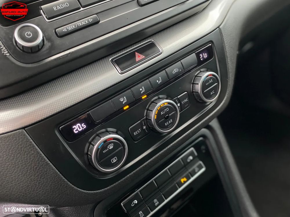 VW Sharan 2.0 TDi Confortline - 26