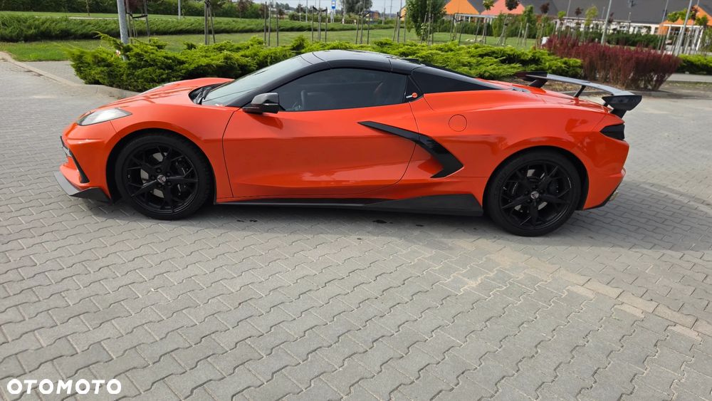 Chevrolet Corvette - 4