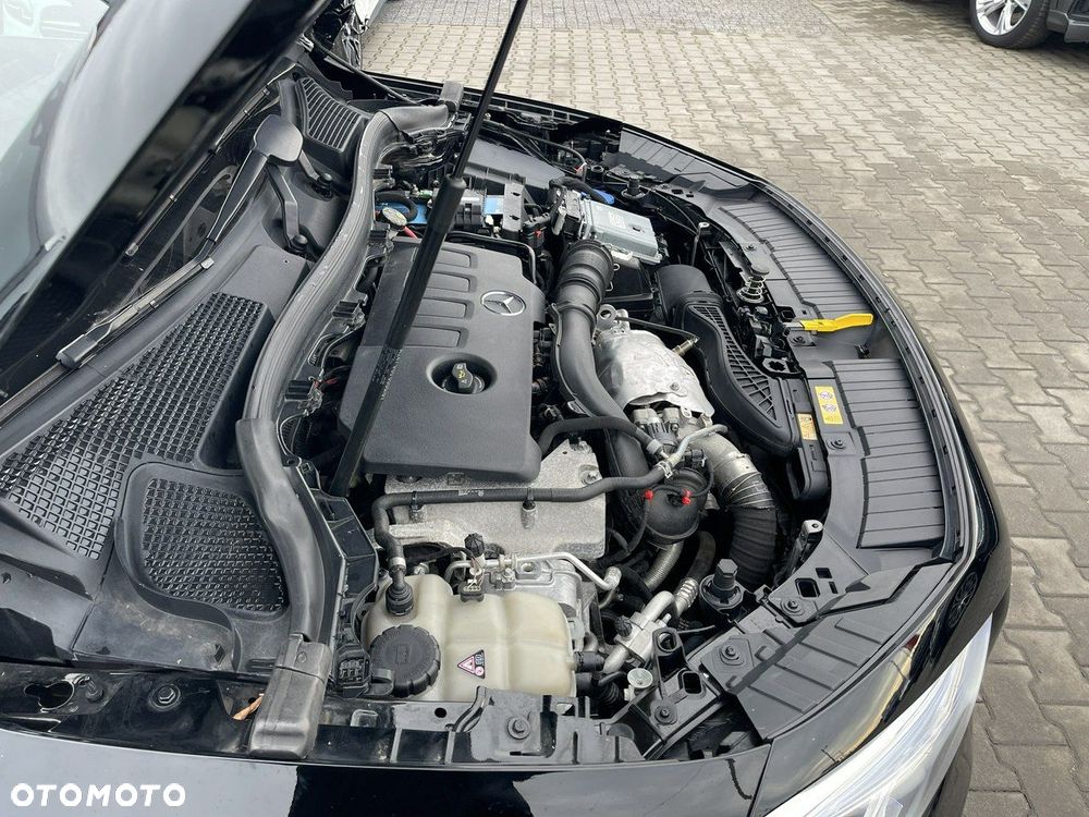 Mercedes-Benz GLA 250 4Matic 8G-DCT Style - 19