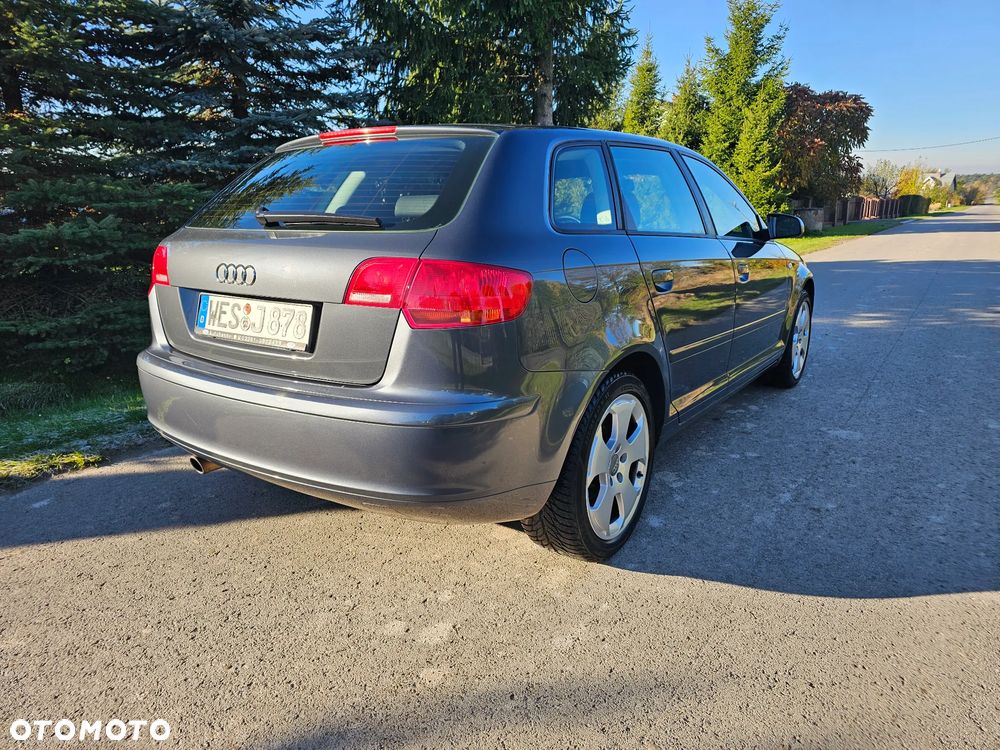Audi A3 Sportback 1.6 Ambition - 32